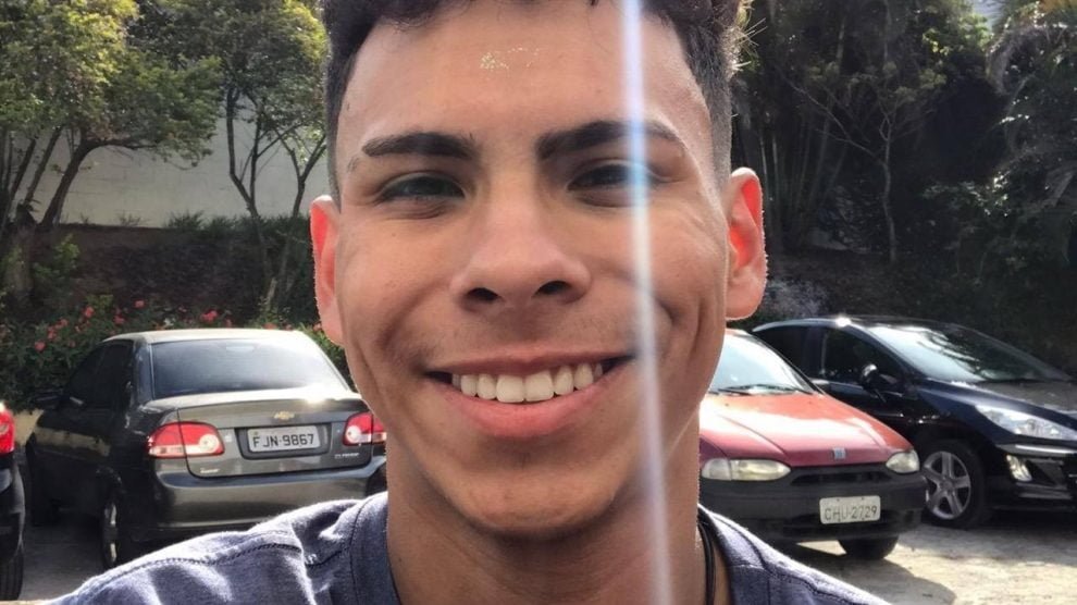 A poesia de Gustavo Miranda